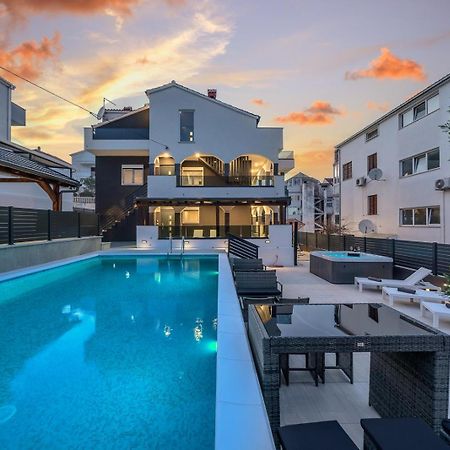 Villa Diamond Трогир Екстериор снимка