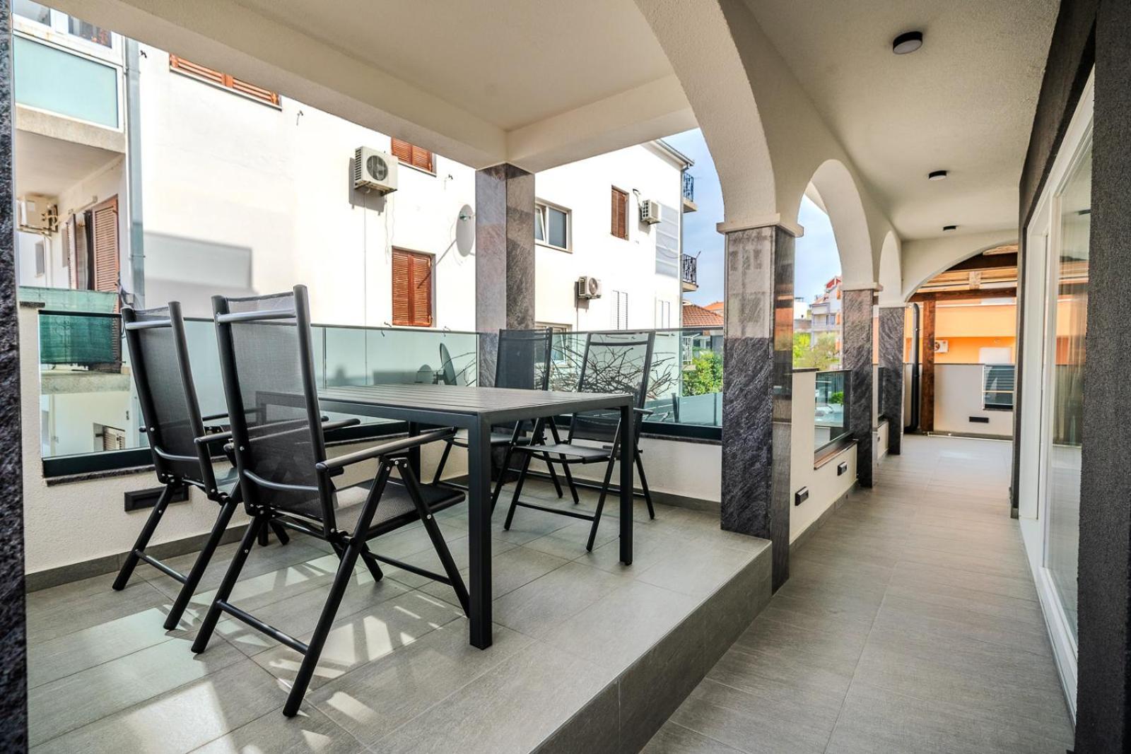 Villa Diamond Трогир Екстериор снимка