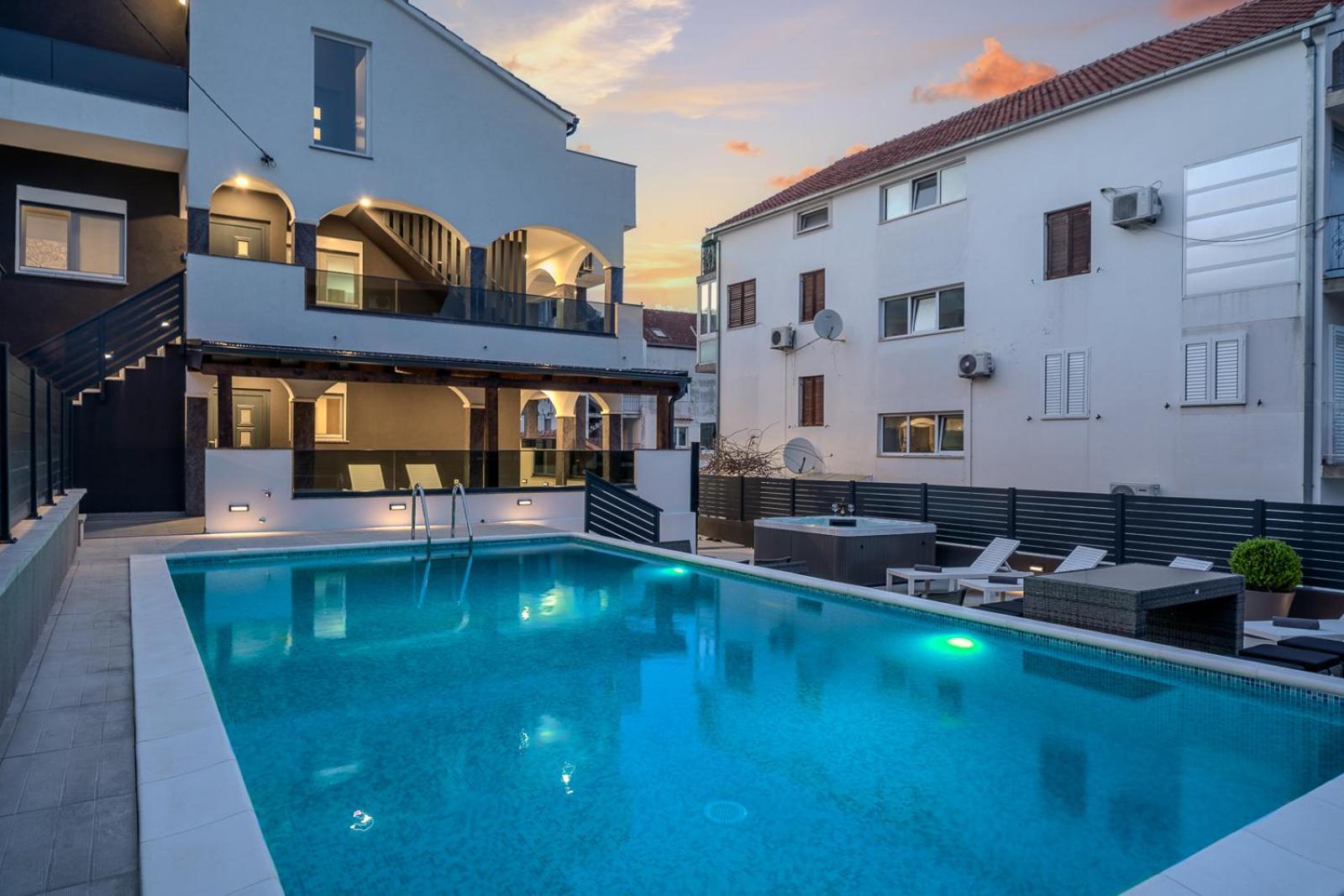 Villa Diamond Трогир Екстериор снимка