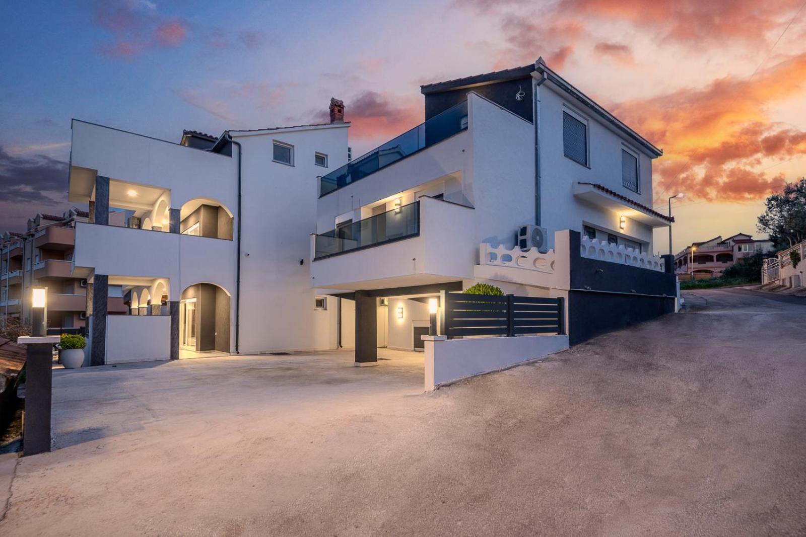 Villa Diamond Трогир Екстериор снимка